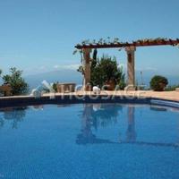 Villa in Spain, Canary Islands, Santa Cruz de Tenerife, 269 sq.m.