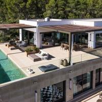 Villa in Spain, Balearic Islands, Palma, 1573 sq.m.