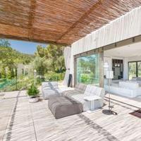 Villa in Spain, Balearic Islands, Palma, 1573 sq.m.