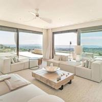 Villa in Spain, Balearic Islands, Palma, 1573 sq.m.