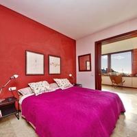 Villa in Spain, Balearic Islands, Palma, 275 sq.m.