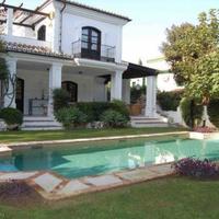 Villa in Spain, Andalucia, 980 sq.m.
