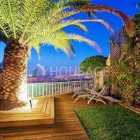 Таунхаус в Испании, Канарские Острова, Санта-Крус-де-Тенерифе, 244 кв.м.