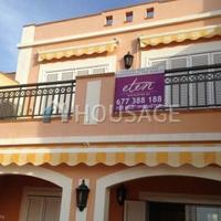 Таунхаус в Испании, Канарские Острова, Санта-Крус-де-Тенерифе, 145 кв.м.