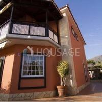 Таунхаус в Испании, Канарские Острова, Санта-Крус-де-Тенерифе, 256 кв.м.