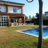 Вилла в Испании, Каталония, Камбрилс, 400 кв.м.