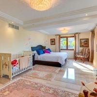 Villa in Spain, Balearic Islands, Palma, 430 sq.m.