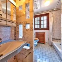 Villa in Spain, Balearic Islands, Palma, 700 sq.m.