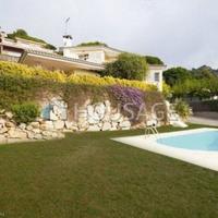 Дом в Испании, Каталония, Багур, 200 кв.м.