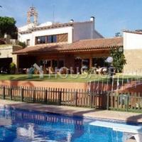 Дом в Испании, Каталония, Багур, 900 кв.м.