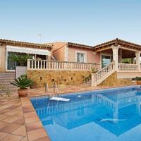 Villa in Spain, Balearic Islands, Palma, 440 sq.m.