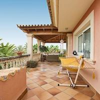 Villa in Spain, Balearic Islands, Palma, 440 sq.m.