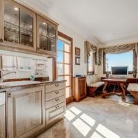 Villa in Spain, Balearic Islands, Palma, 702 sq.m.