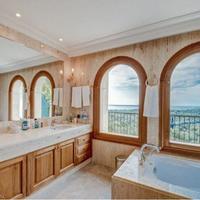 Villa in Spain, Balearic Islands, Palma, 702 sq.m.