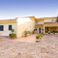 Villa in Spain, Balearic Islands, Palma, 648 sq.m.
