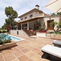 Villa in Spain, Balearic Islands, Palma, 293 sq.m.