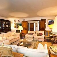 Villa in Spain, Balearic Islands, Palma, 819 sq.m.