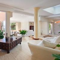 Villa in Spain, Balearic Islands, Palma, 450 sq.m.