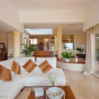 Villa in Spain, Balearic Islands, Palma, 450 sq.m.