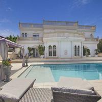 Villa in Spain, Balearic Islands, Palma, 580 sq.m.