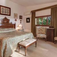 Villa in Spain, Balearic Islands, Palma, 448 sq.m.