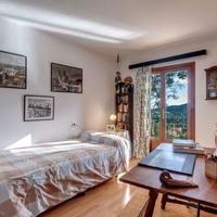 Villa in Spain, Balearic Islands, Palma, 448 sq.m.