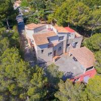 Villa in Spain, Balearic Islands, Palma, 250 sq.m.