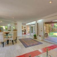 Villa in Spain, Balearic Islands, Palma, 250 sq.m.