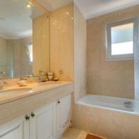 Villa in Spain, Balearic Islands, Palma, 250 sq.m.