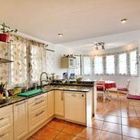 Villa in Spain, Balearic Islands, Palma, 300 sq.m.