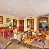 Villa in Spain, Balearic Islands, Palma, 263 sq.m.