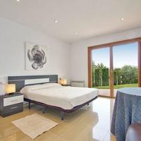 Villa in Spain, Balearic Islands, Palma, 400 sq.m.