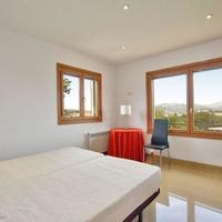 Villa in Spain, Balearic Islands, Palma, 400 sq.m.