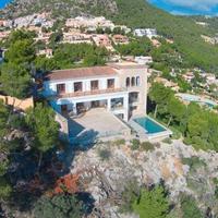 Villa in Spain, Balearic Islands, Palma, 560 sq.m.