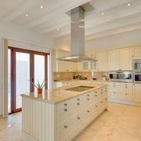 Villa in Spain, Balearic Islands, Palma, 560 sq.m.