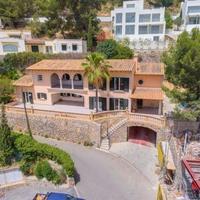 Villa in Spain, Balearic Islands, Palma, 524 sq.m.