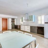 Villa in Spain, Balearic Islands, Palma, 524 sq.m.