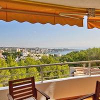 Flat in Spain, Balearic Islands, Palma, 160 sq.m.