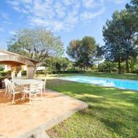 Villa in Spain, Balearic Islands, Palma, 500 sq.m.