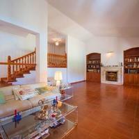 Villa in Spain, Balearic Islands, Palma, 500 sq.m.