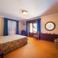 Villa in Spain, Balearic Islands, Palma, 500 sq.m.