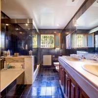 Villa in Spain, Balearic Islands, Palma, 500 sq.m.