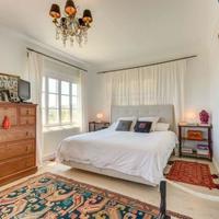 Villa in Spain, Balearic Islands, Palma, 357 sq.m.