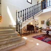 Villa in Spain, Balearic Islands, Palma, 308 sq.m.