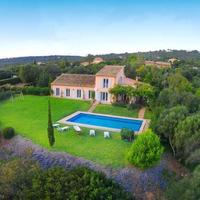 Villa in Spain, Balearic Islands, Palma, 545 sq.m.