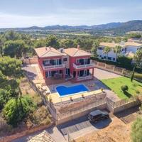 Villa in Spain, Balearic Islands, Palma, 365 sq.m.