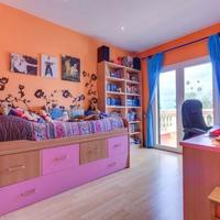 Villa in Spain, Balearic Islands, Palma, 365 sq.m.