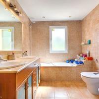 Villa in Spain, Balearic Islands, Palma, 365 sq.m.