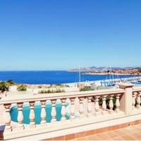 Villa in Spain, Balearic Islands, Palma, 242 sq.m.