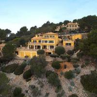 Villa in Spain, Balearic Islands, Palma, 355 sq.m.